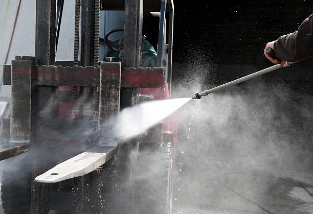 Best Graffiti Removal  in Belpre, OH